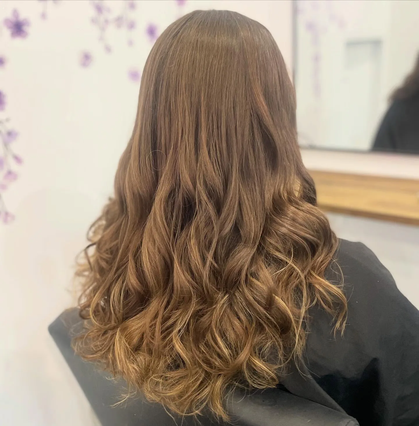 Bouncy curl styling result by Hair Pinns