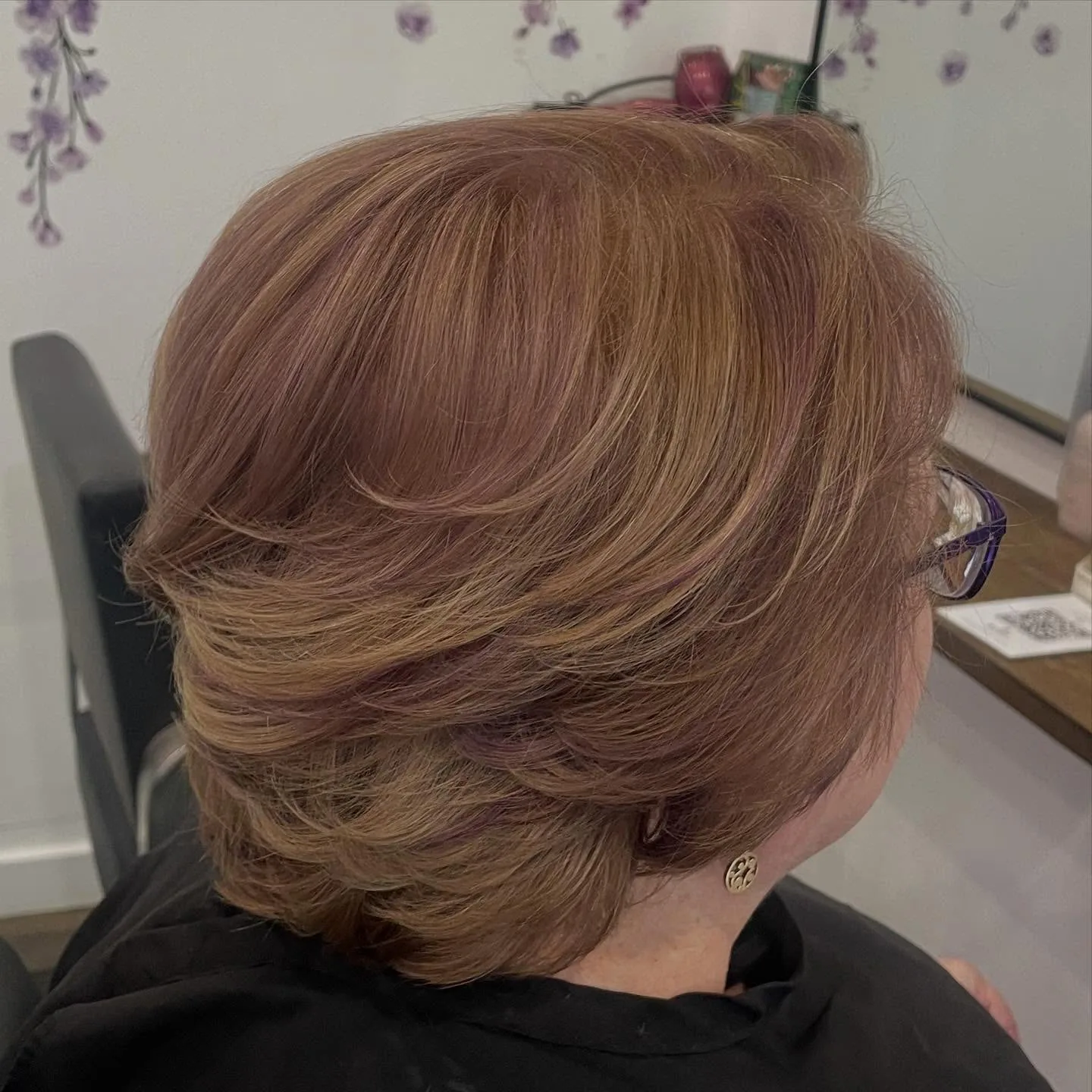 Layered bob and blow-dry result by Hair Pinns