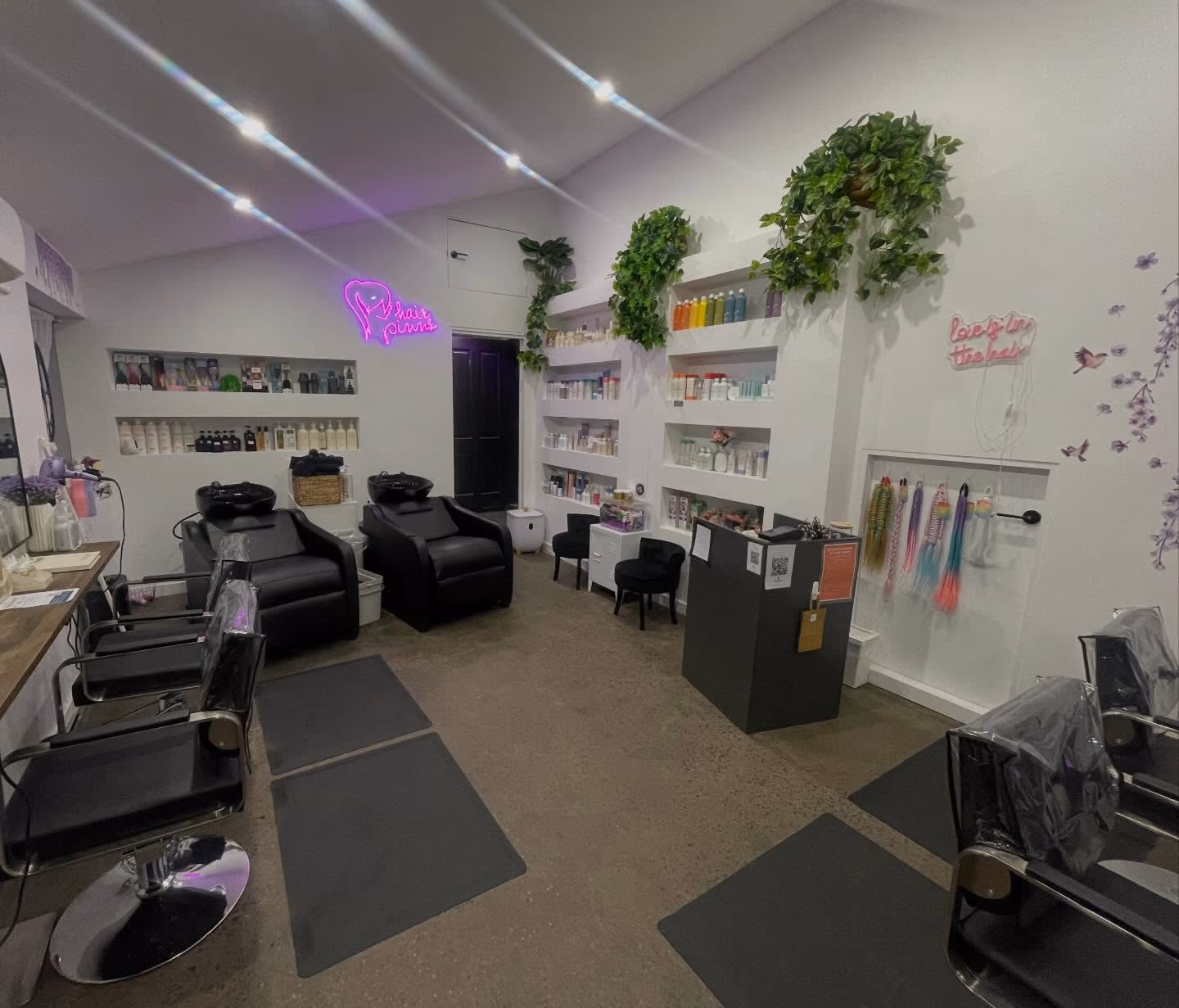 Hair Pinns salon interior, Bangor